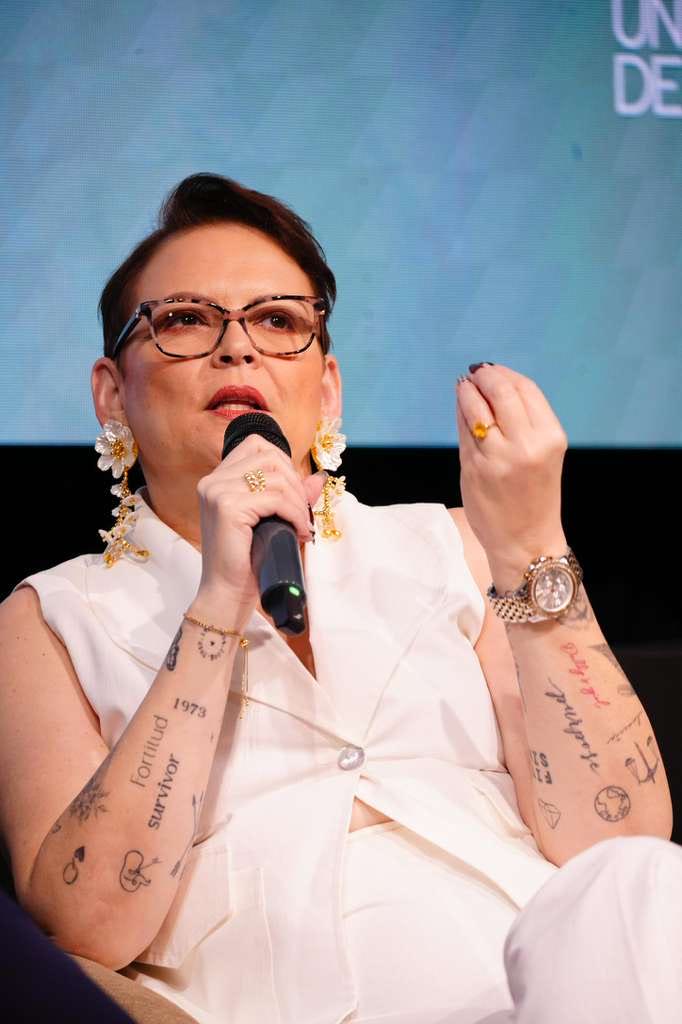 063f87f8-1729-491d-afc5-9593c46eabe2